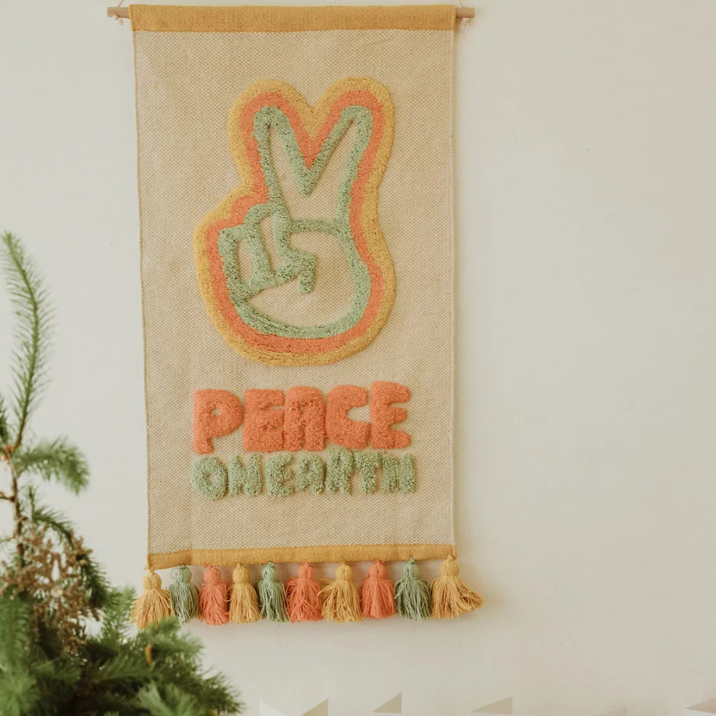 peace_on_earth_tufted_wal_1.webp Banabae Peace On Earth Tufted Wall Hanging-Kids Rugs And Wall Hangings | Kid's Bedding
